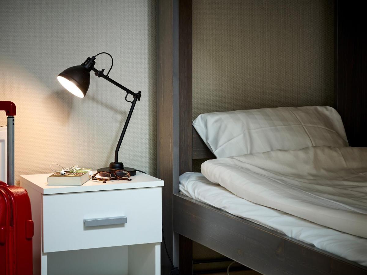 Vierbettzimmer mit Gemeinschaftsbad