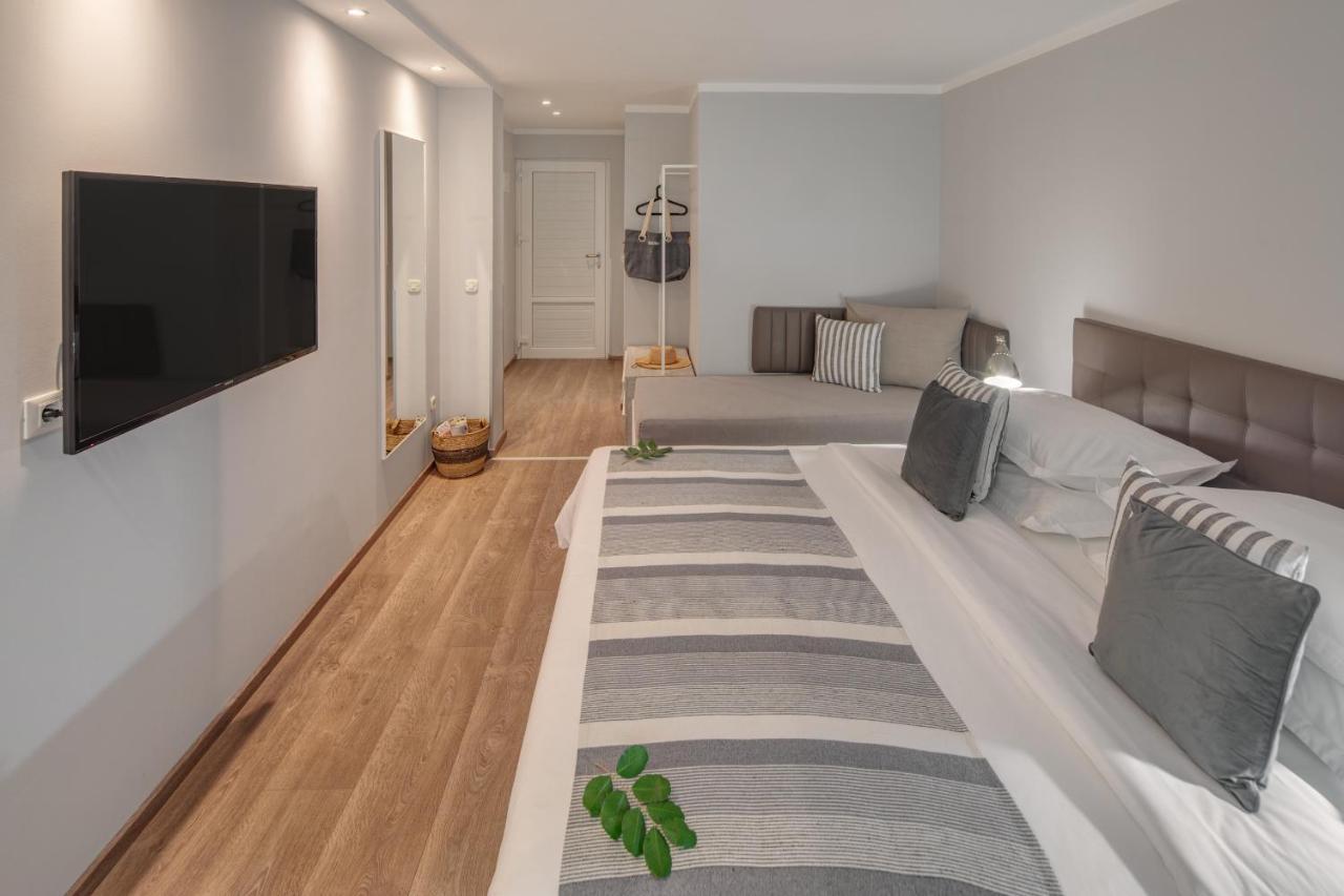Standard Double Room,1742597241:JPEG