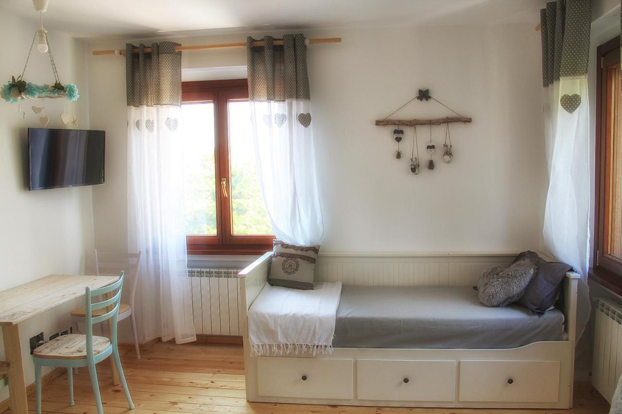 Camera Matrimoniale con Letto Supplementare