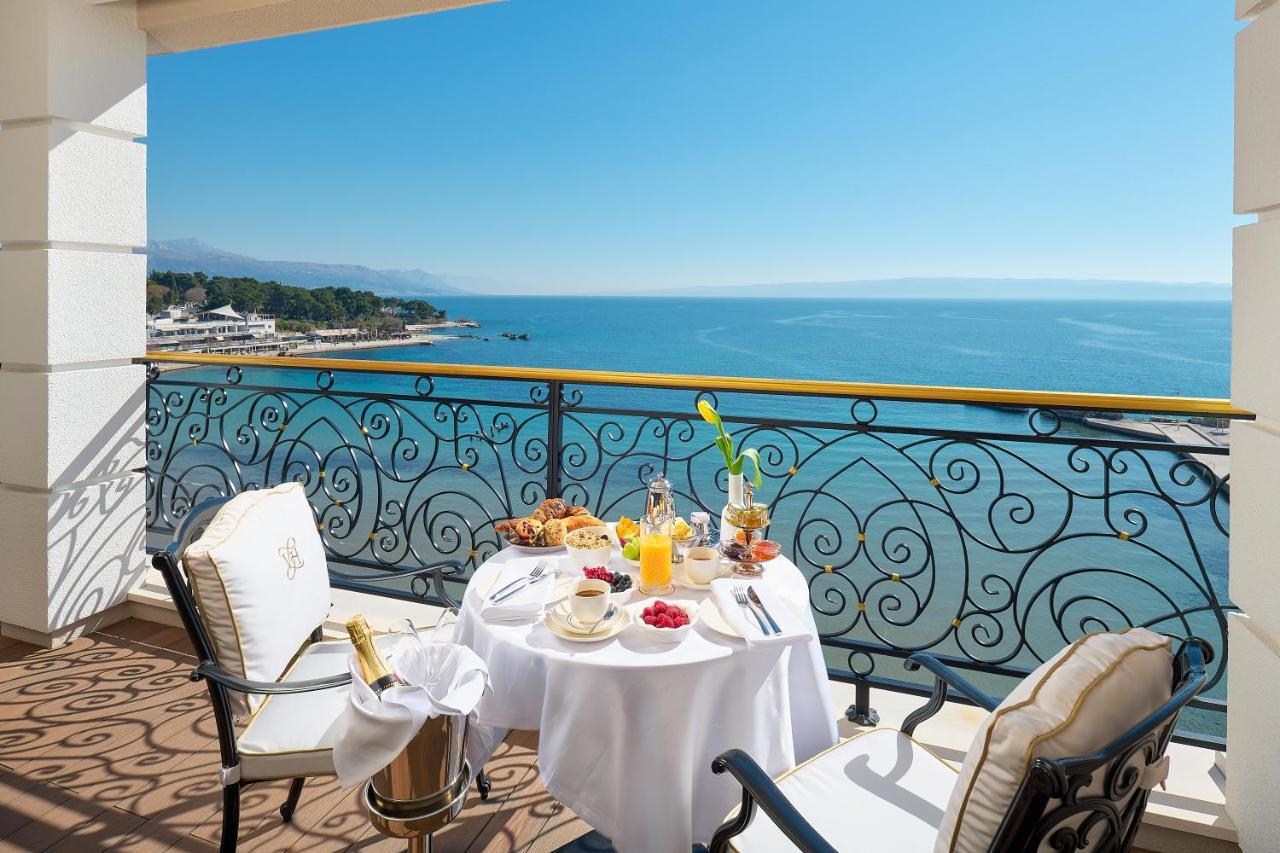 Suite de Luxe en Front de Mer avec Jacuzzi Extérieur