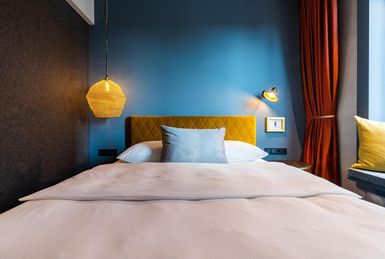 Double Room,1087595749:JPEG