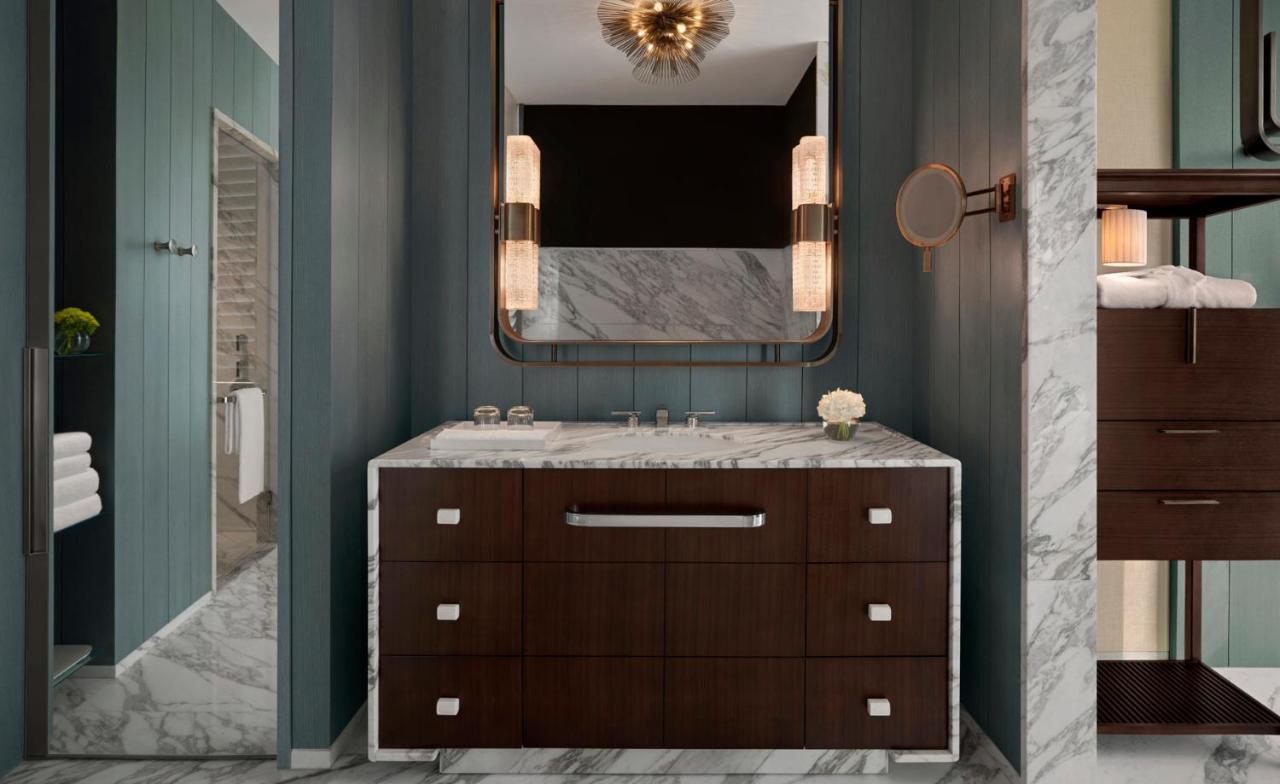 Twin Room with Bay View