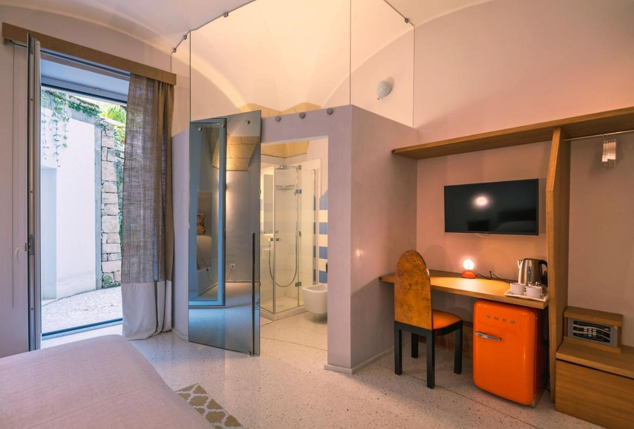 Standard Double or Twin Room Garden View