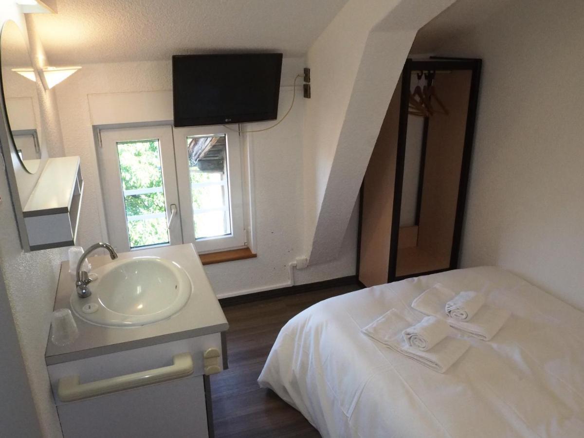 Chambre Simple Standard avec Salle de Bains Commune