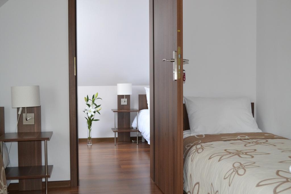 Triple Room with Shared Bathroom