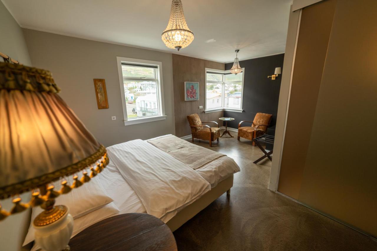 Double Room,1132859568:JPEG