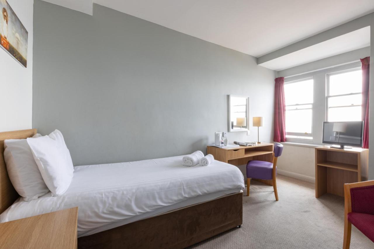 Standard Single Room,1531054303:JPEG