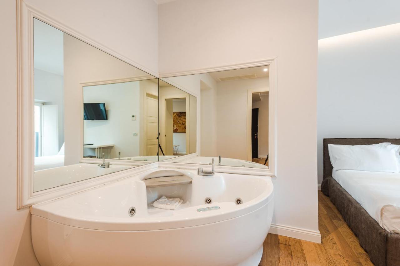 Suite Hot Tub