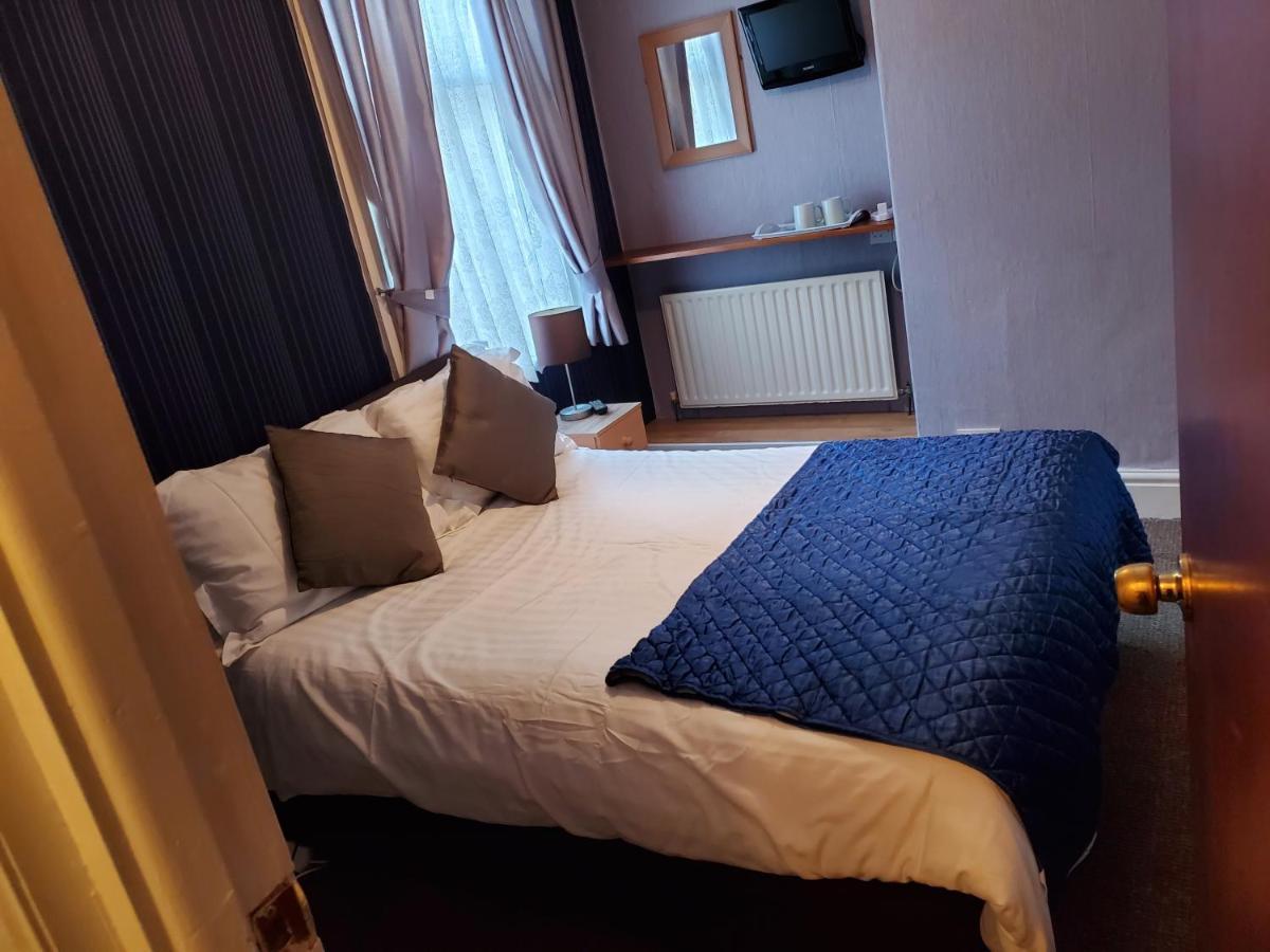 Double Room Private Bathroom,1201977268:JPEG