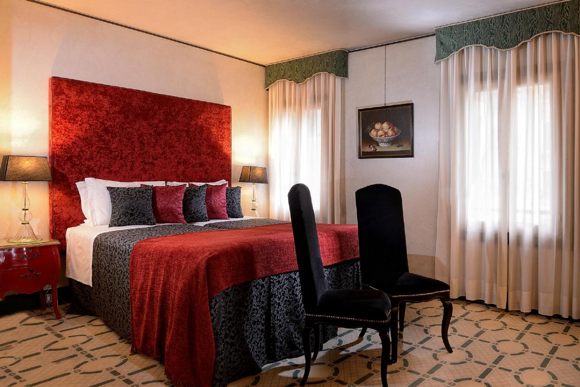 Deluxe Double or Twin Room,66097699:JPEG