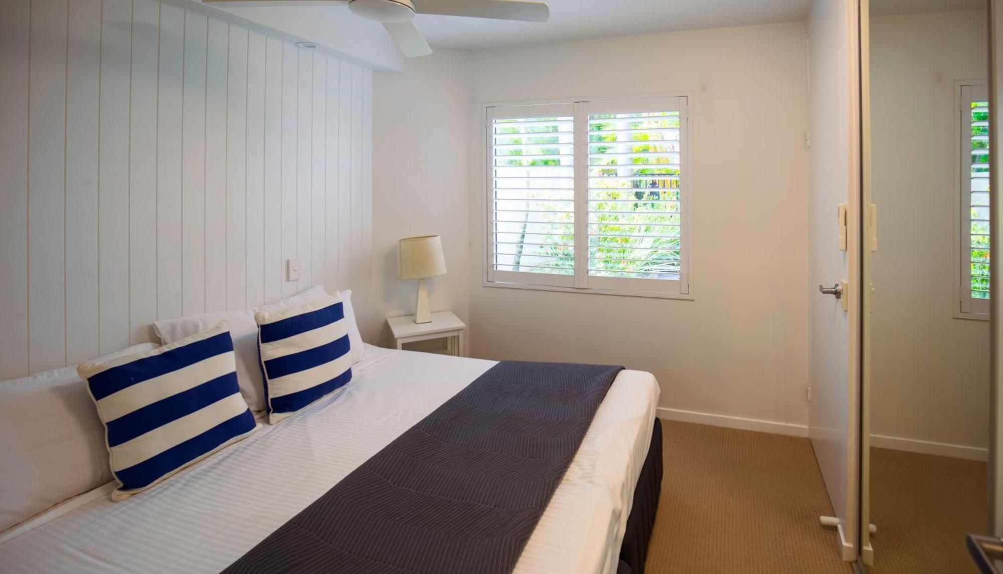 Superior One-Bedroom Apartment