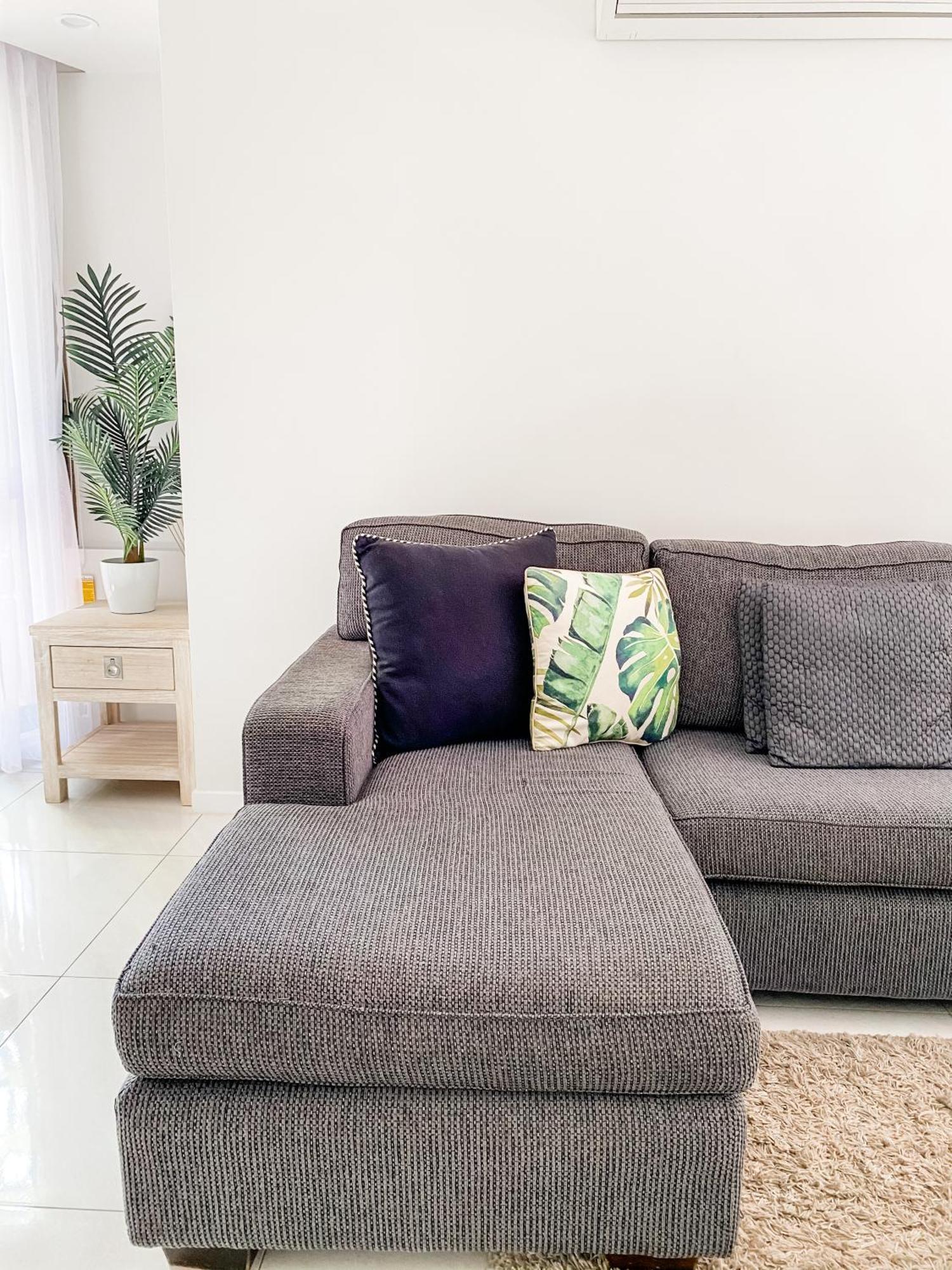 Superior One-Bedroom Apartment