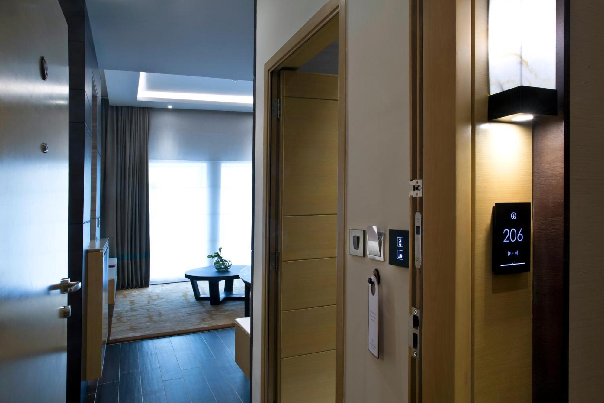 Executive Suite