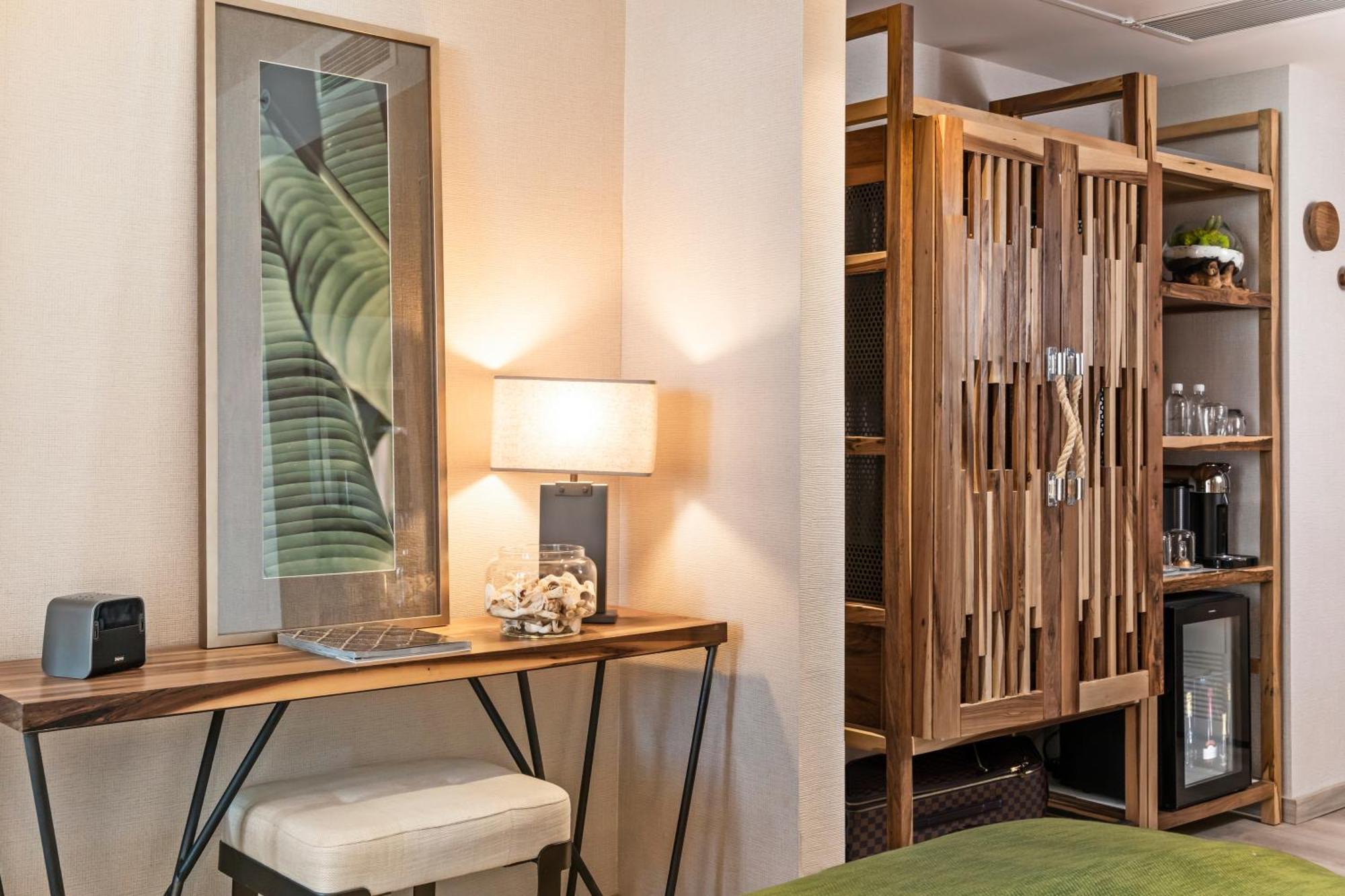 Quarto Duplo ou Twin com Vista Piscina