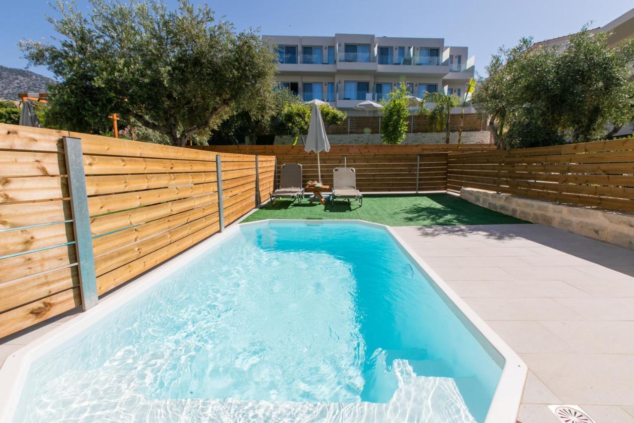 Exclusive Double Room with Private Pool