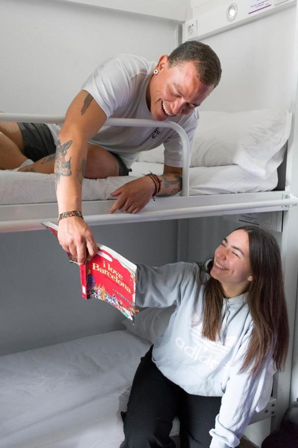 Posto Letto in Dormitorio Misto con 4 Letti
