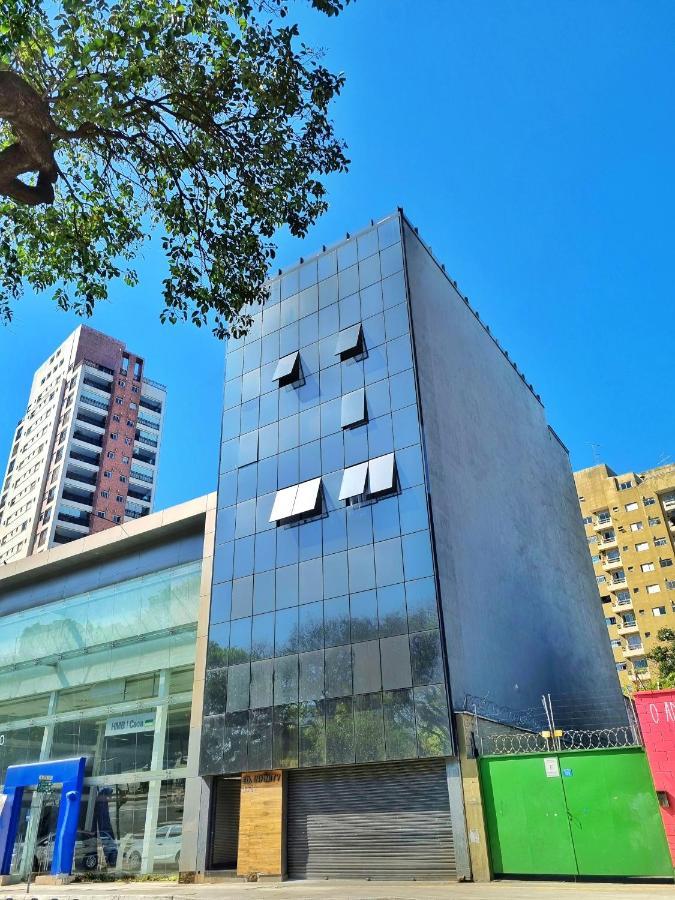 Quarto Duplo com Casa de Banho Privativa