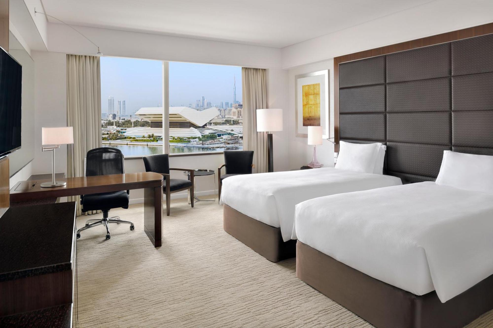 Standard Twin Room with Waterfront View