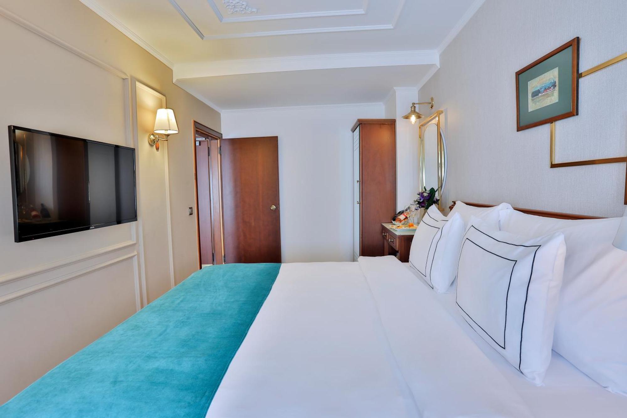 Superior Family Room