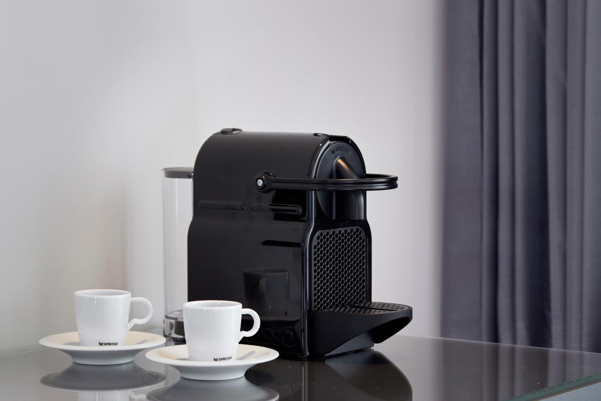 Estudio con cama extragrande