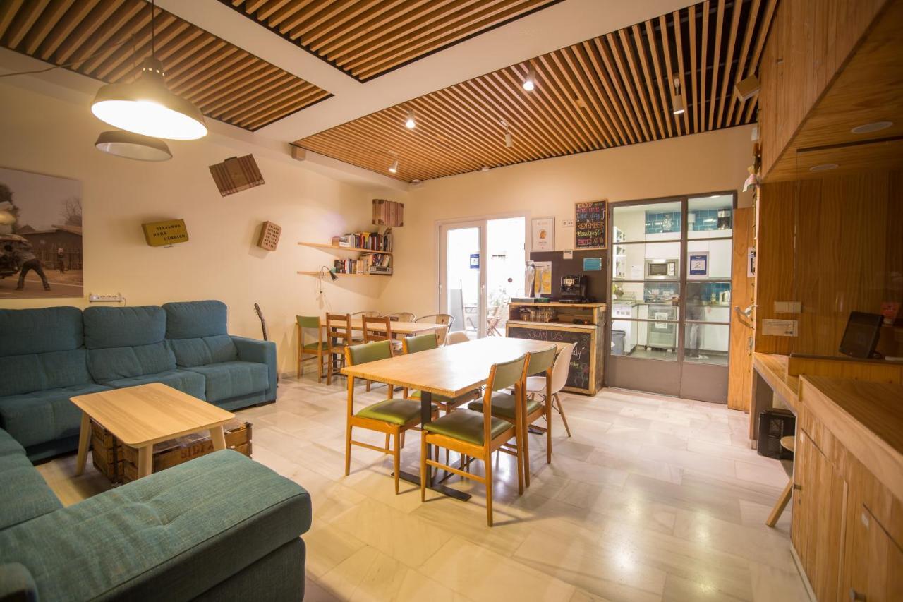 Bed in 10-Bed Mixed Dormitory Room