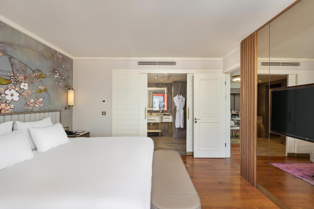 Suite met 1 Slaapkamer en Uitzicht op Zee
