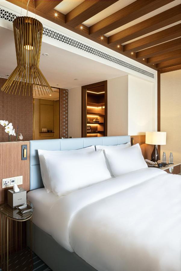 Ocean Deluxe Room complimentary access to a private beach 5 temperature-controlled pools kids teens clubs,1297013314:JPEG