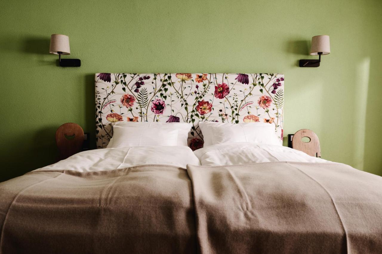 Großes Doppelzimmer