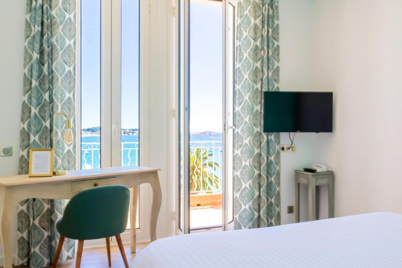 Superior Doppelzimmer mit Terrasse mit direktem Meerblick