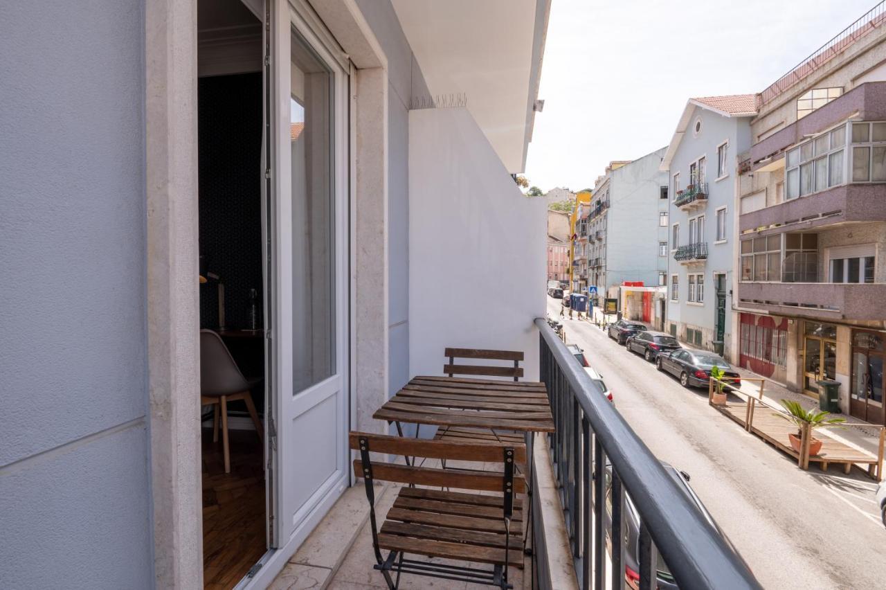 Doppelzimmer mit Balkon und Gemeinschaftsbad