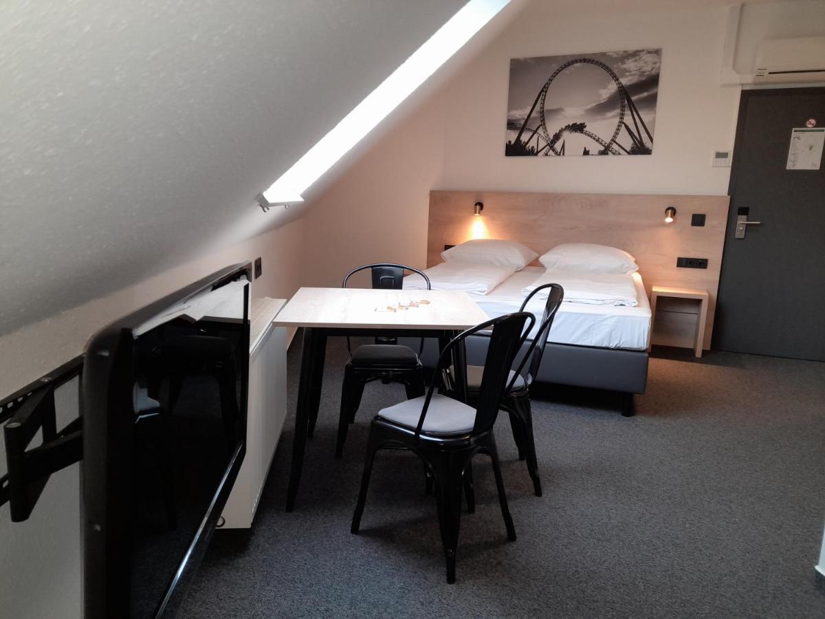 Quadruple Room House A & B