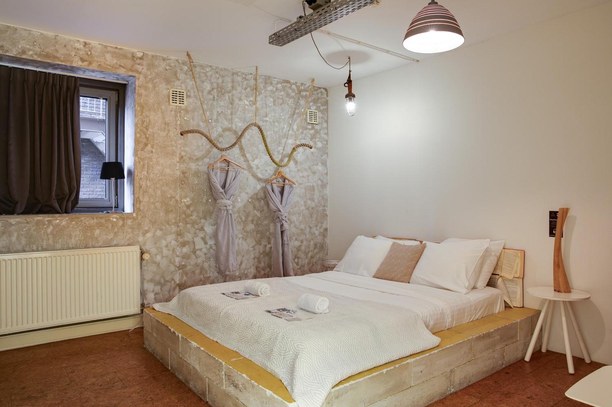 Deluxe Tweepersoonskamer met Eigen Badkamer