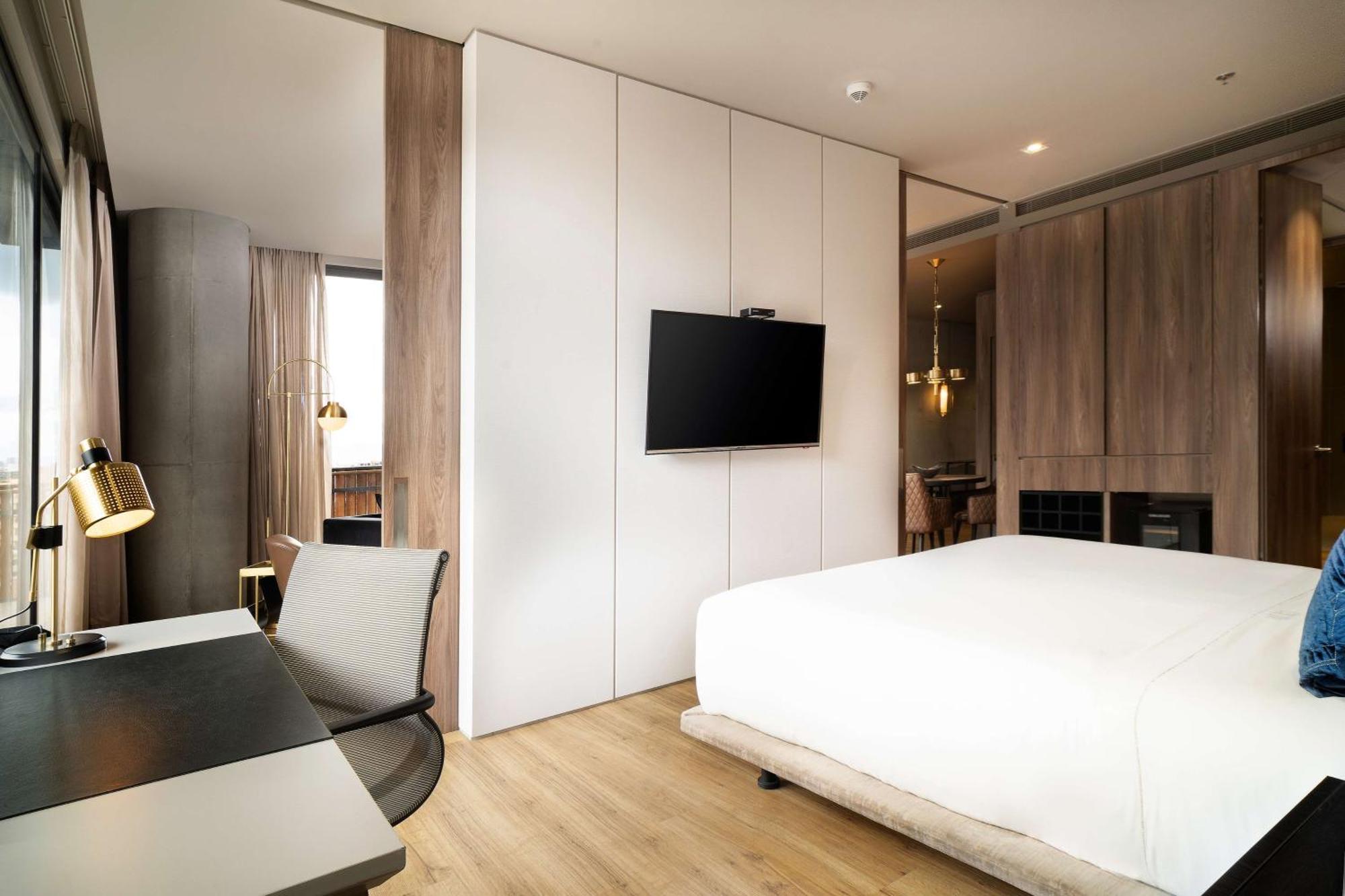 Premier King Apartasuite Mountain View