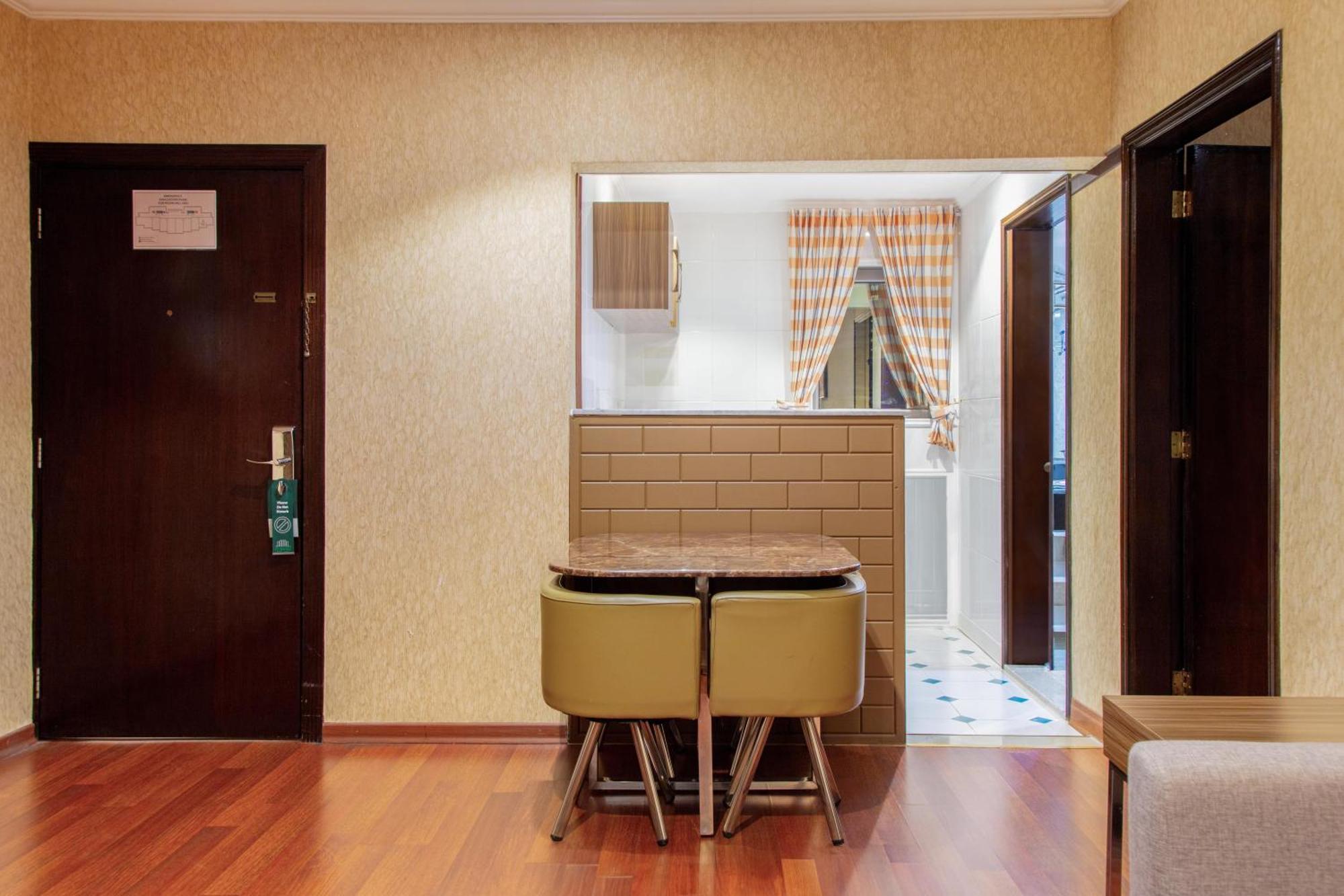 Executive Studio