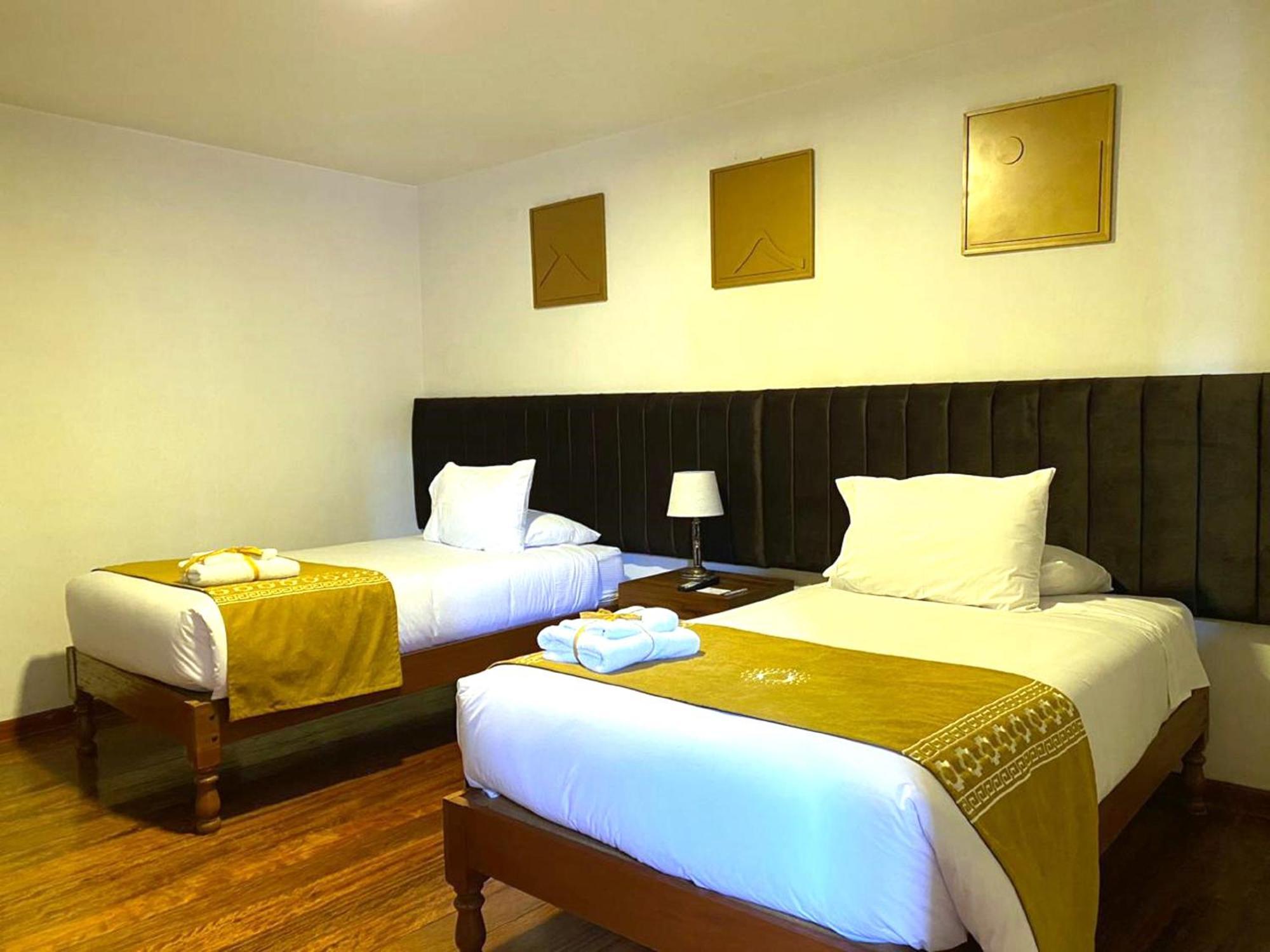 Standard Twin Room