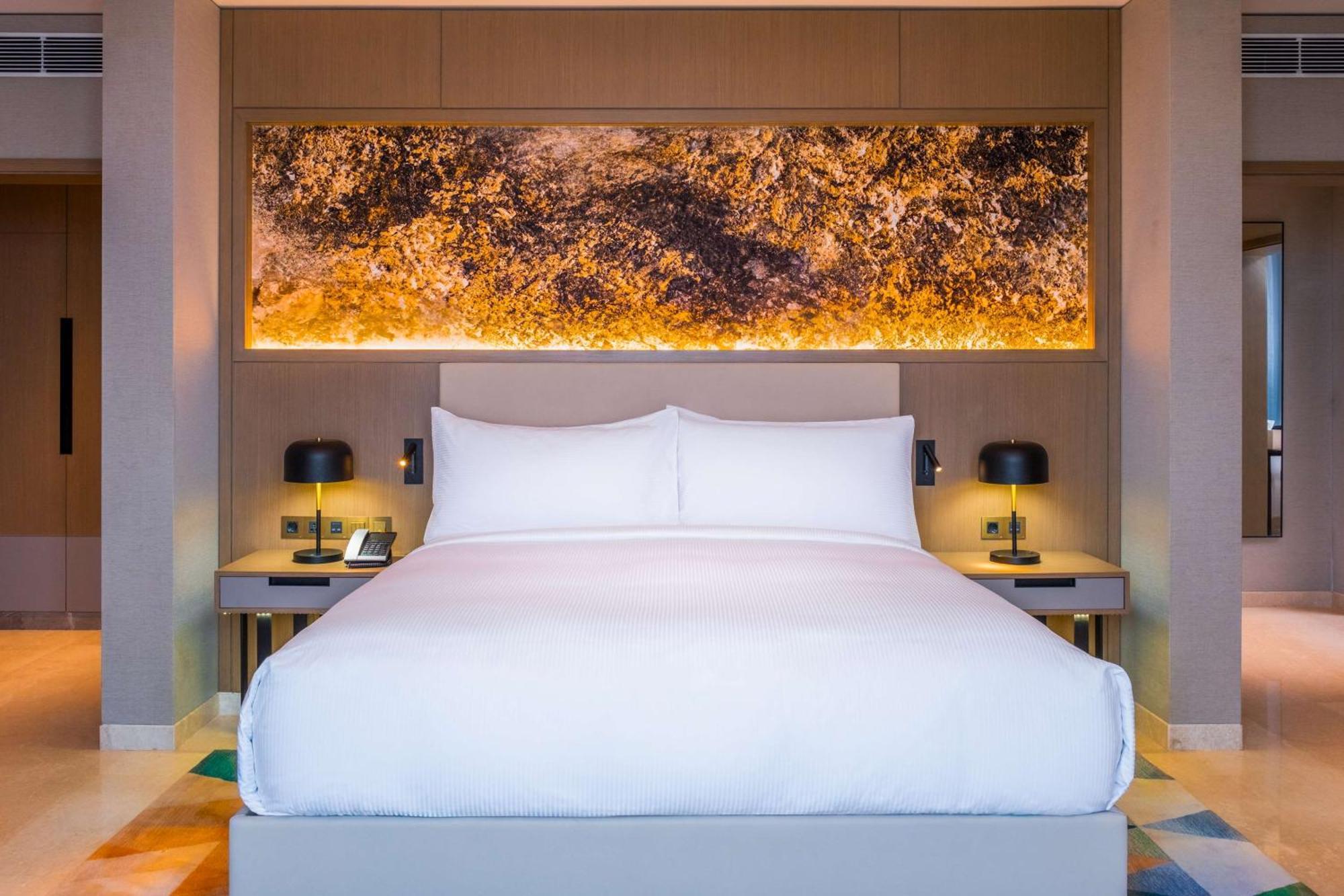 King Suite River View