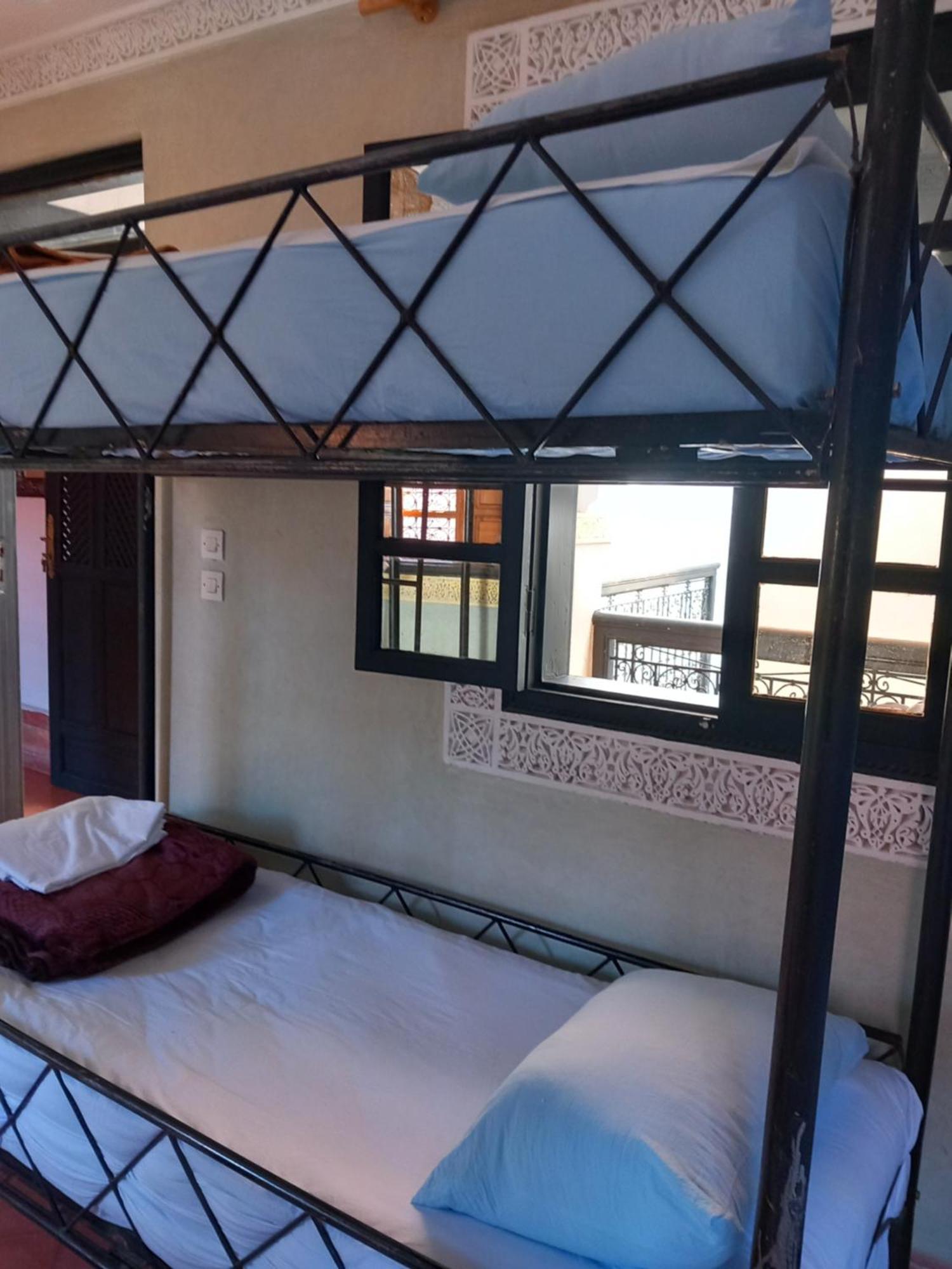 Bed 6-Bed Mixed Dormitory Room