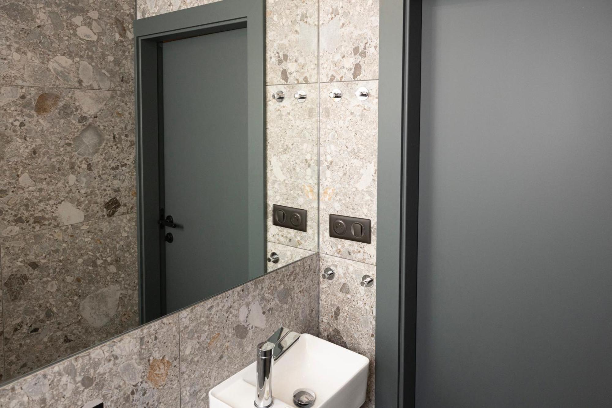 Double Room Private Bathroom