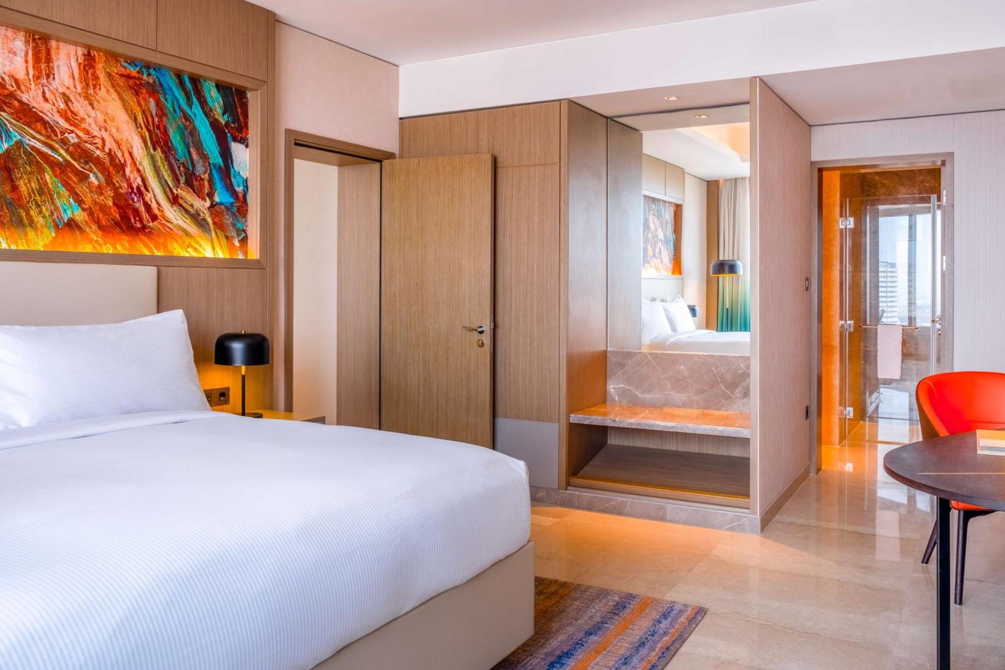 Two-Bedroom King Suite River View