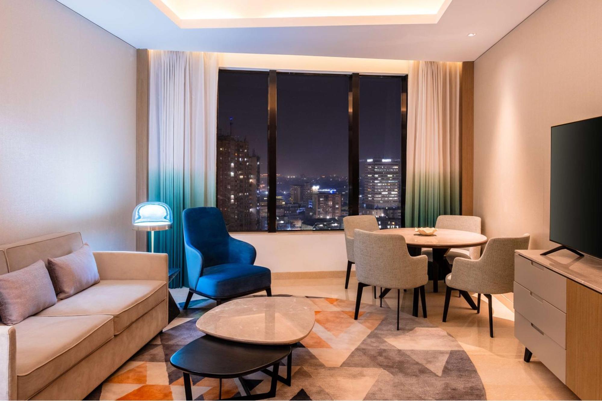 Two-Bedroom King Suite River View
