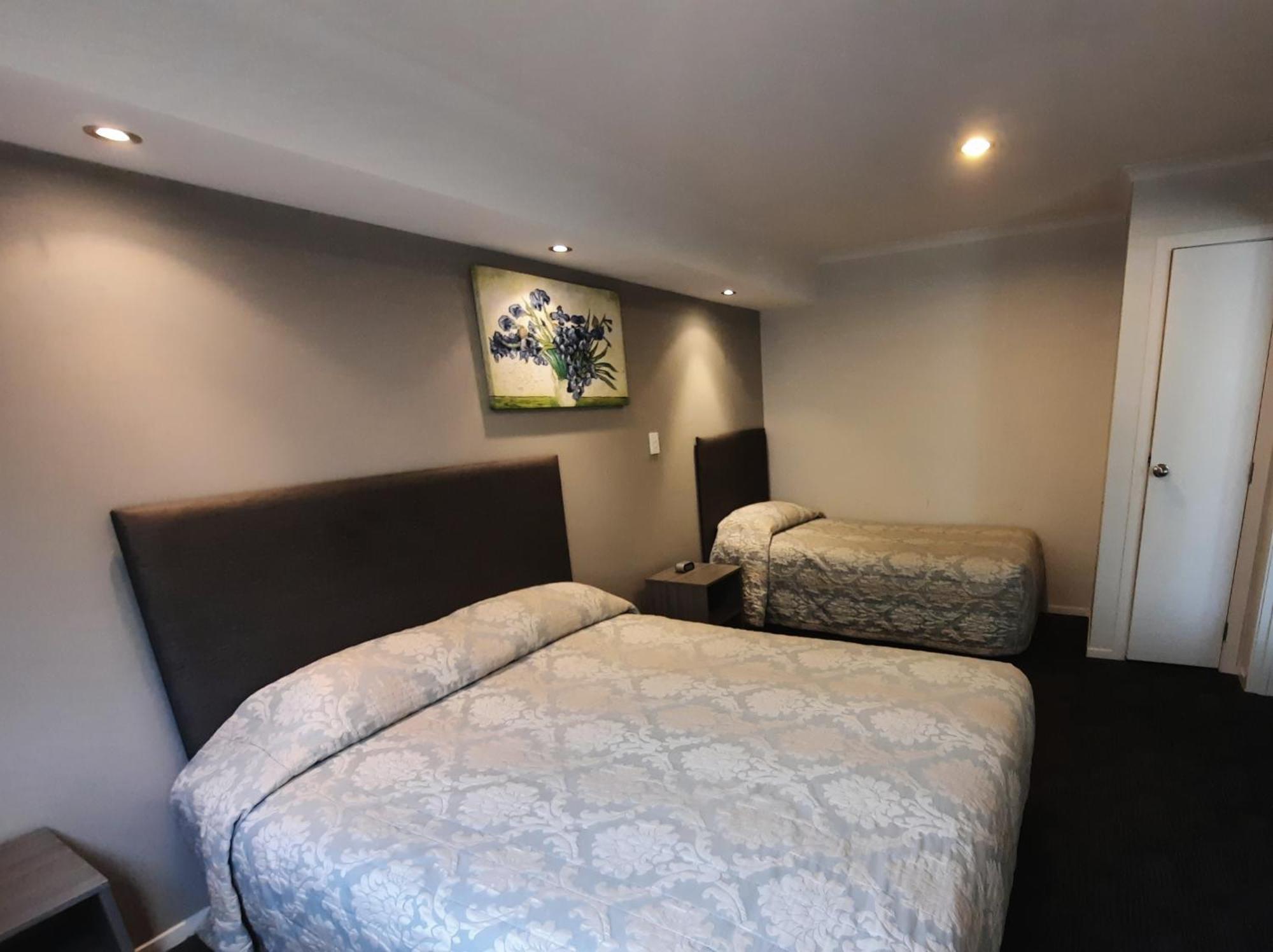 Family Room,1547835106:JPEG