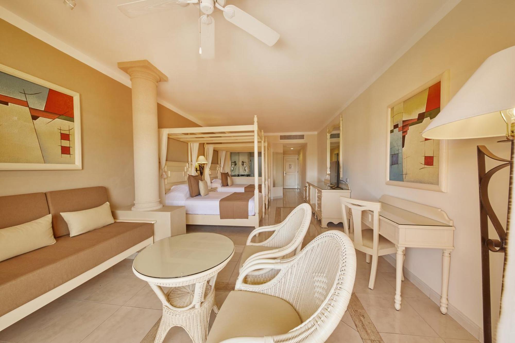 Junior Suite Deluxe Adults Only