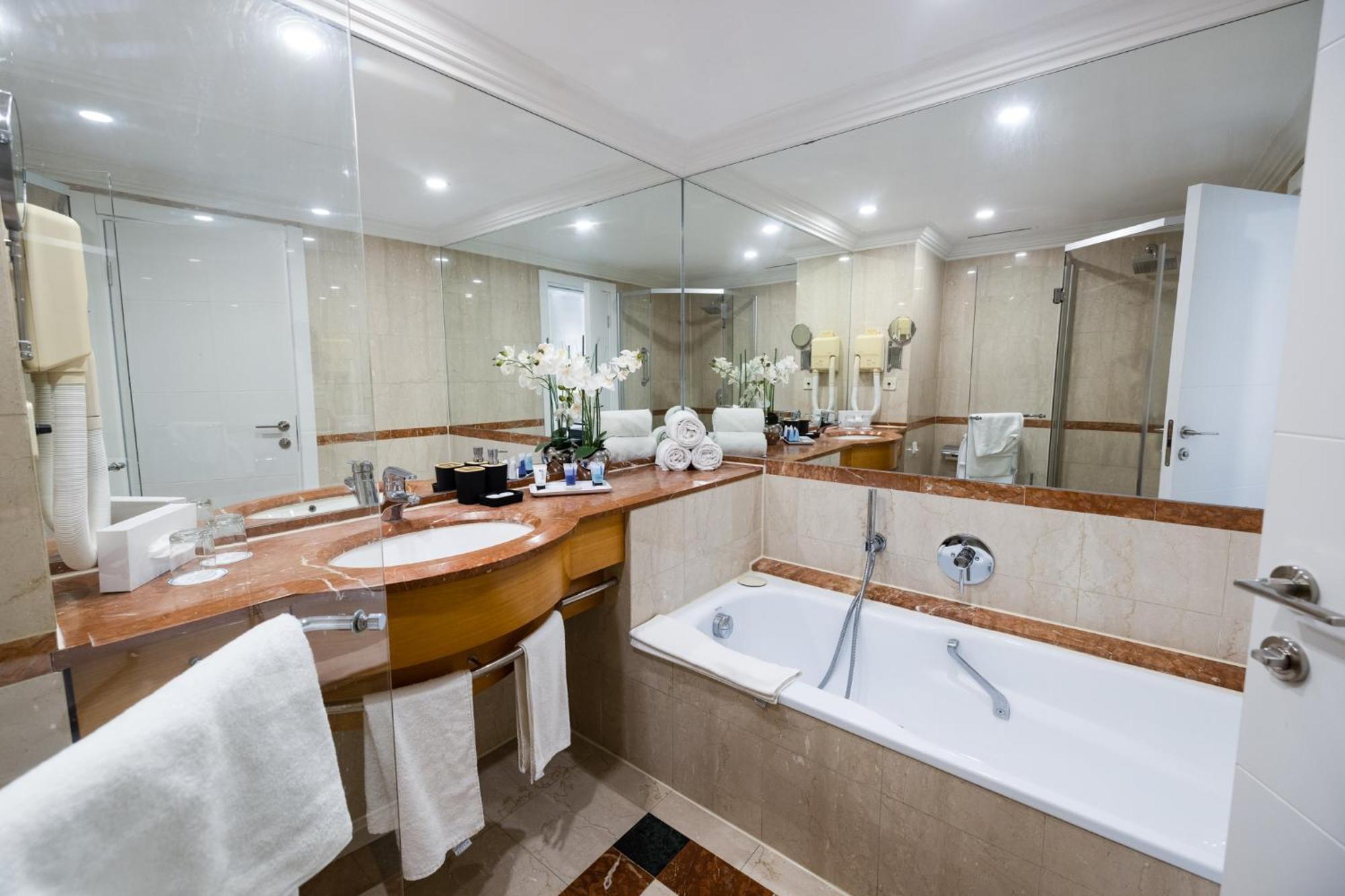 Family Suite,1617473157:JPEG