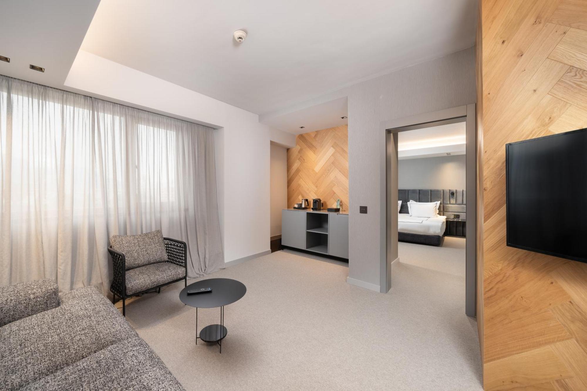 Business Suite