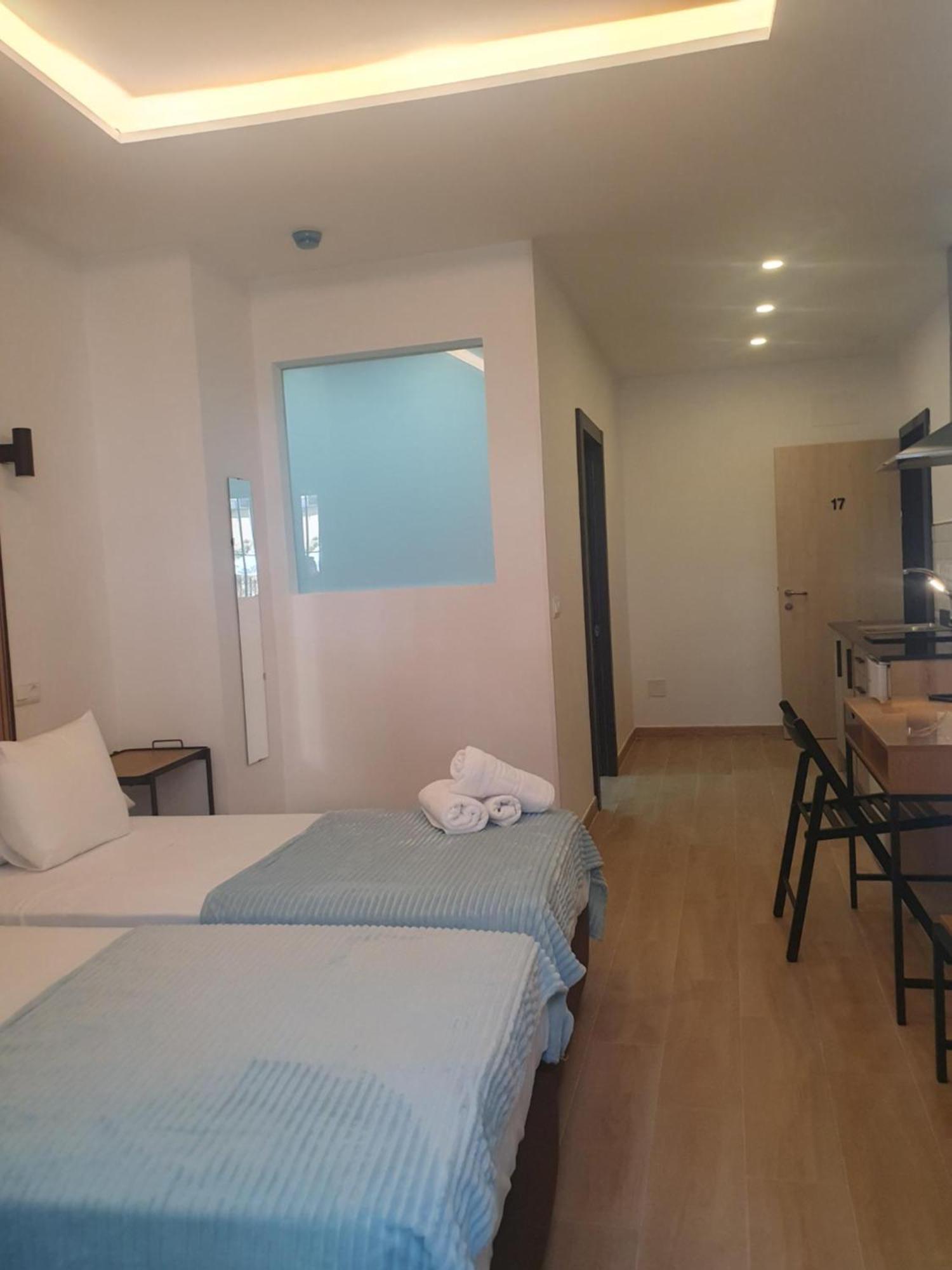 Twin Room Kitchen