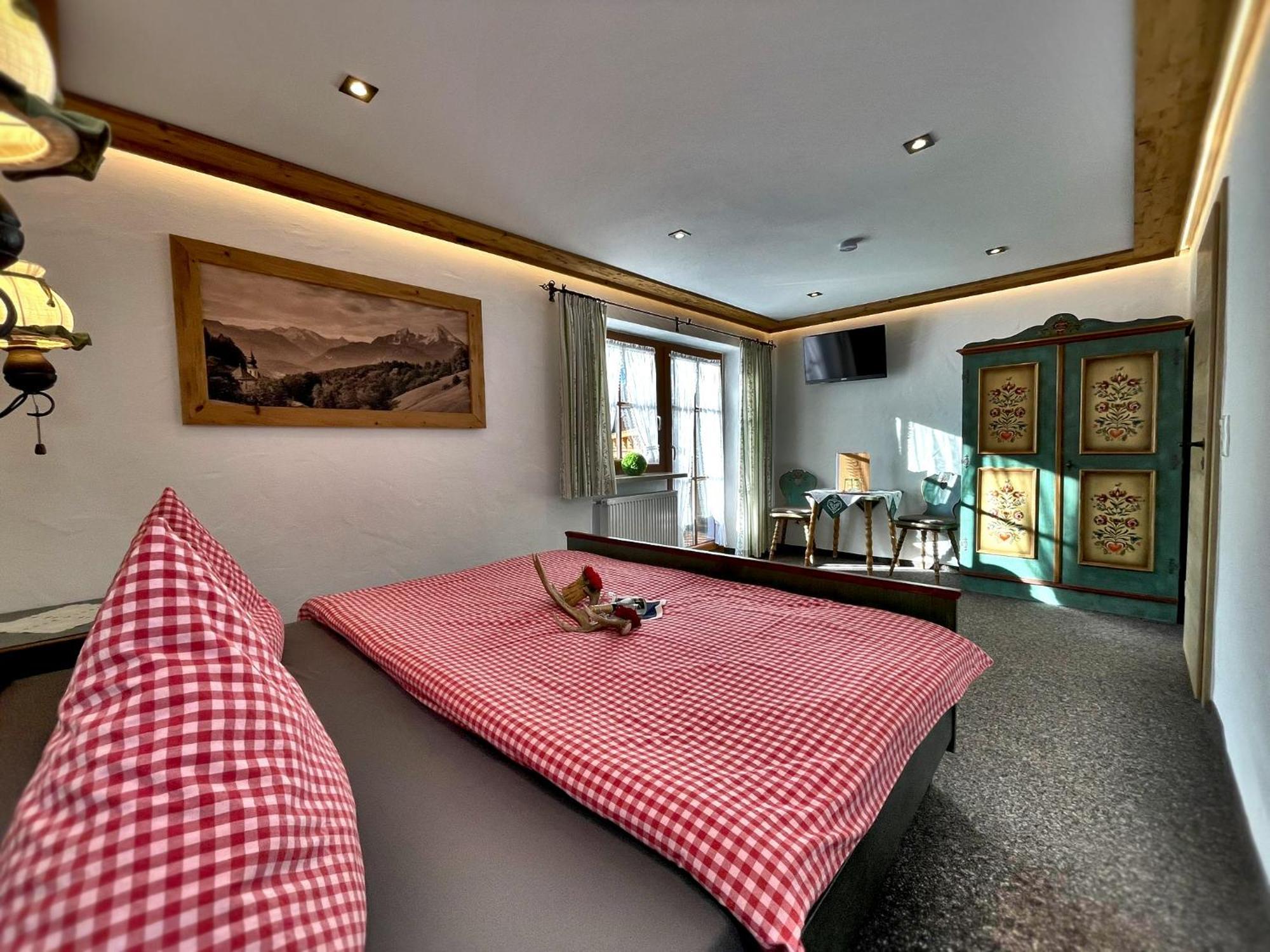 Double Room Mountain View