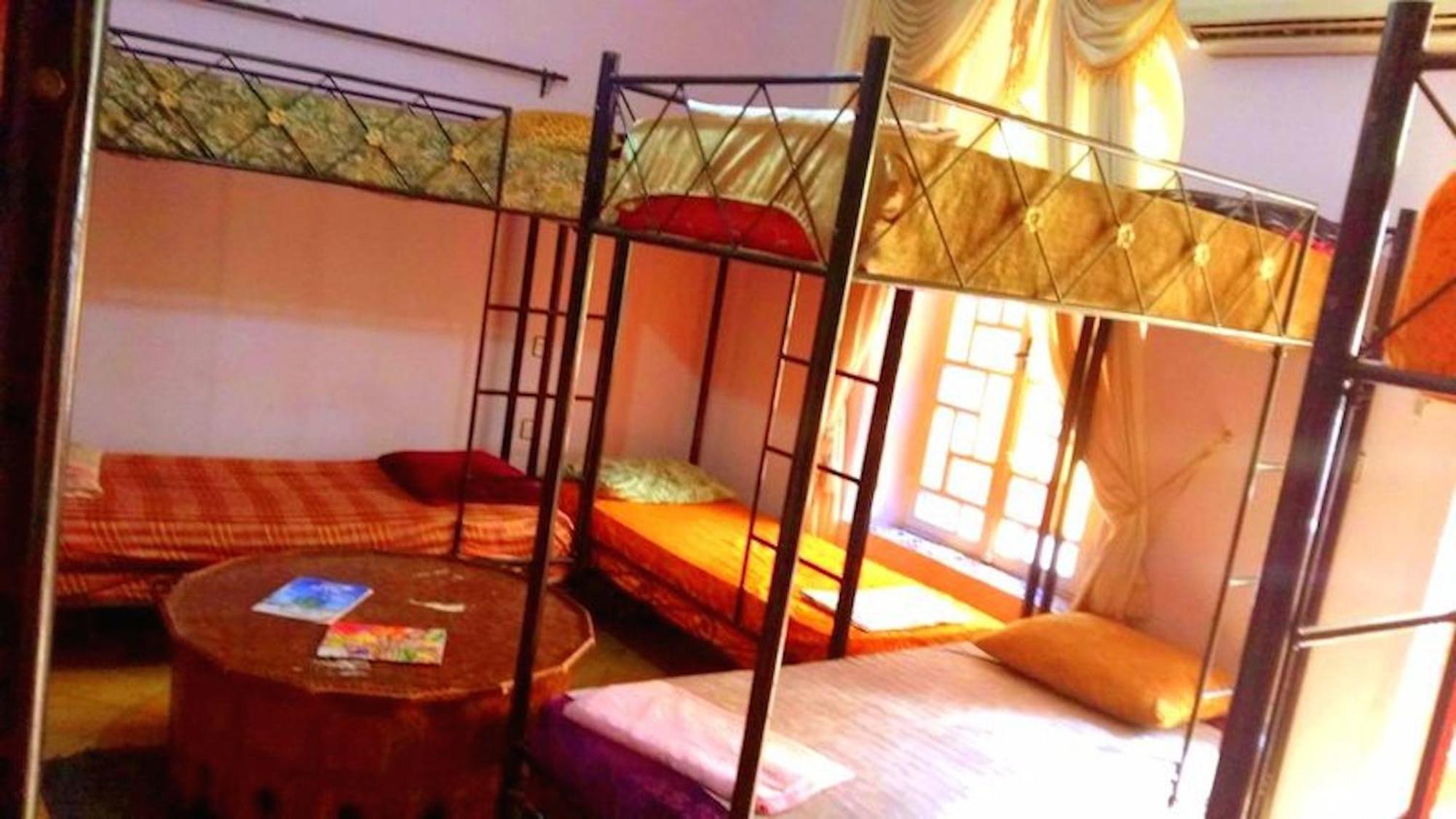 Bed 8-Bed Dormitory Room