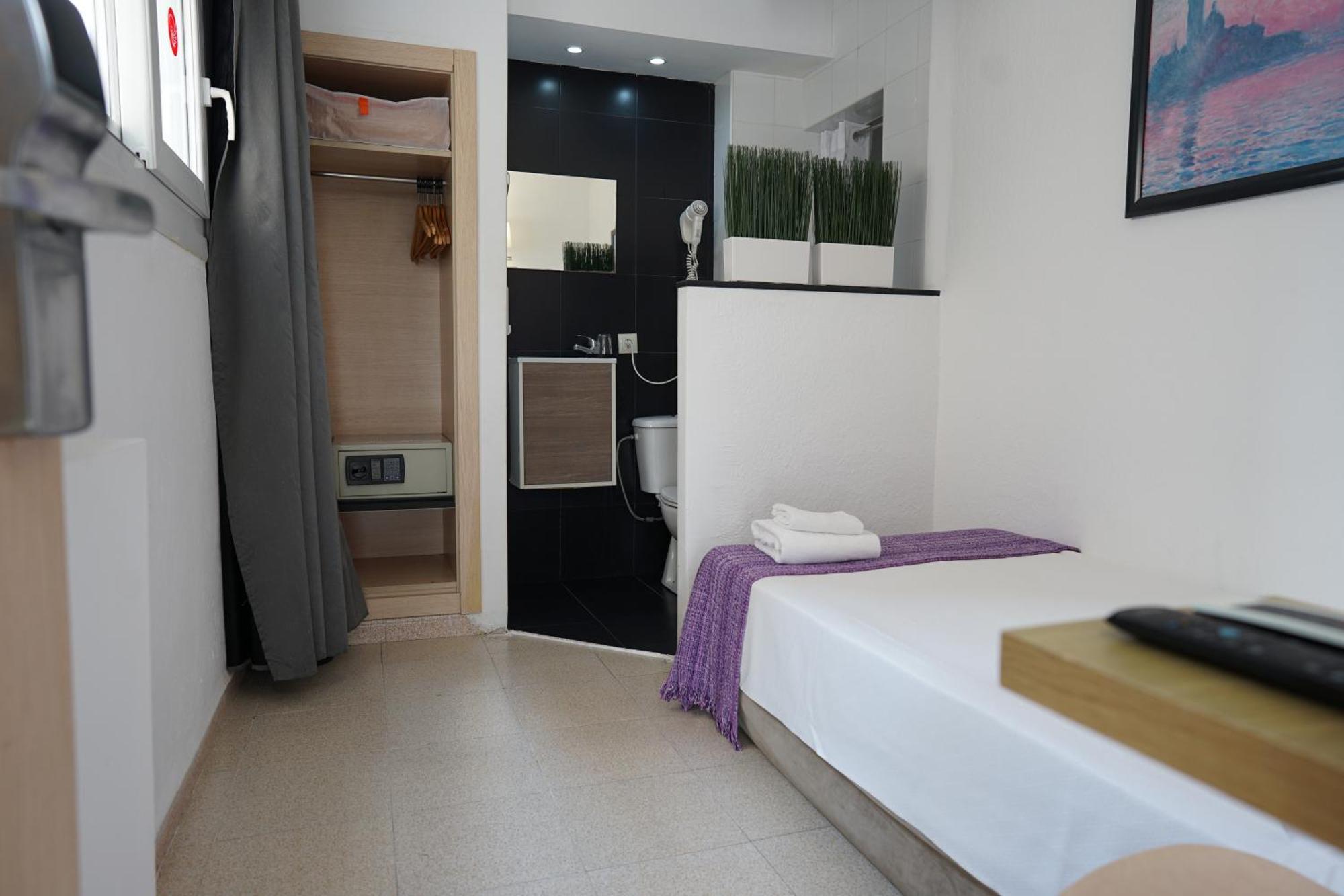 Single Room Annex Building