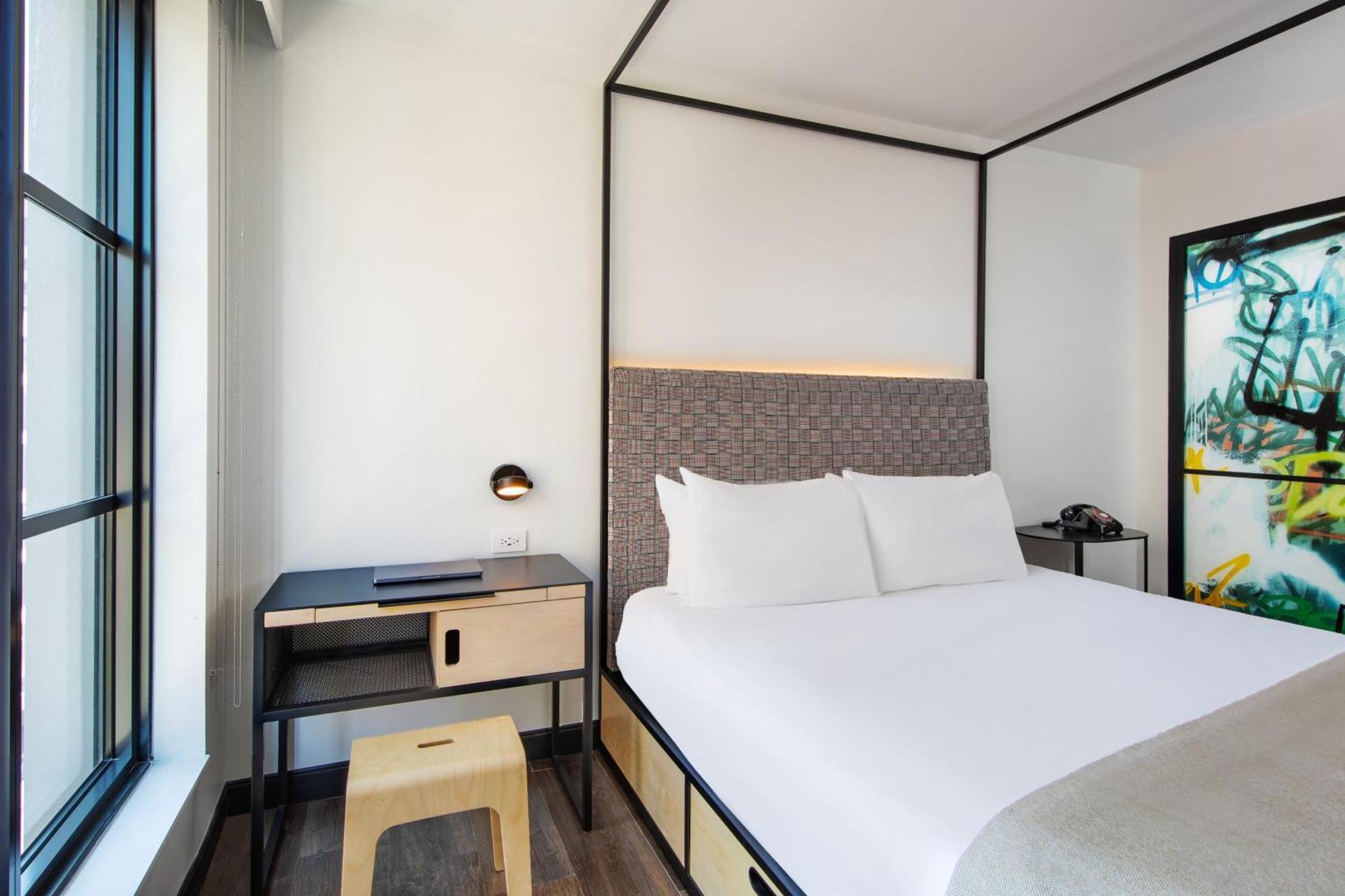 Kamer met Kingsize Bed
