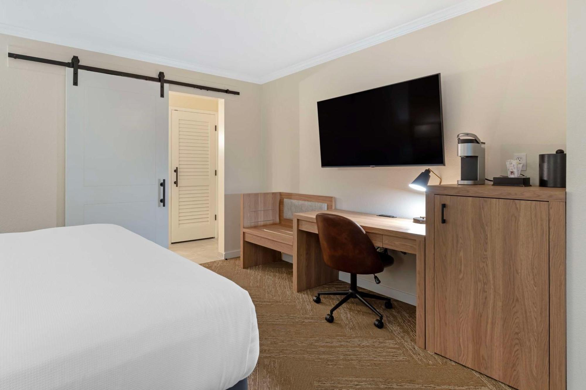 King Room,1600228535:JPEG